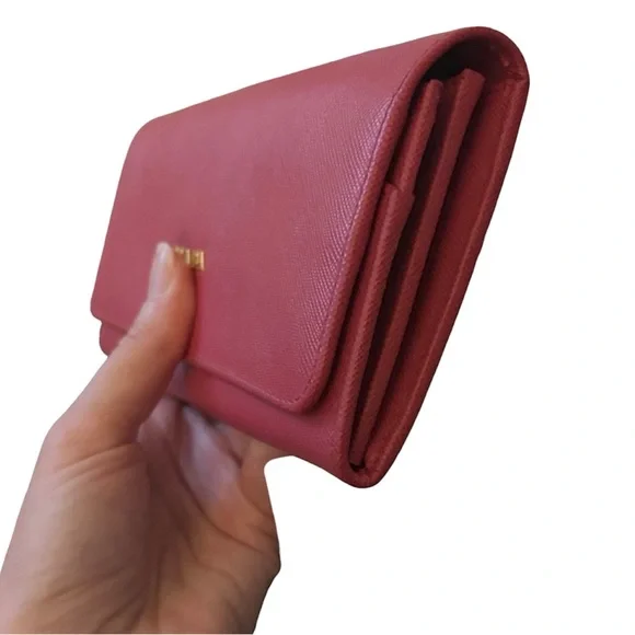 Prada Long Wallet in vibrant Peony w/ gold logo detail, has authenticity card - Picture 3 of 5